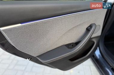 Седан Tesla Model 3 2024 в Днепре