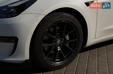 Седан Tesla Model 3 2021 в Одессе