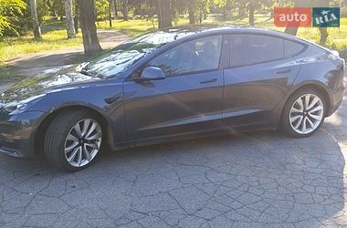 Седан Tesla Model 3 2022 в Кривому Розі