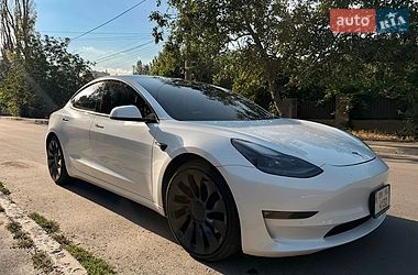 Седан Tesla Model 3 2021 в Одессе