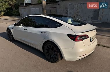 Седан Tesla Model 3 2021 в Одессе