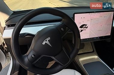 Седан Tesla Model 3 2021 в Одессе