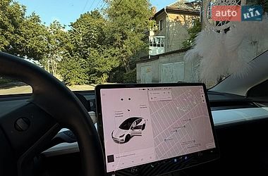 Седан Tesla Model 3 2021 в Одессе