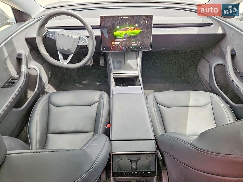 Седан Tesla Model 3 2025 в Києві