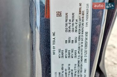 Седан Tesla Model 3 2025 в Києві