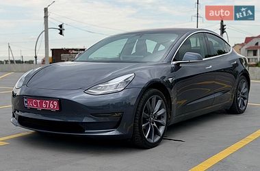 Седан Tesla Model 3 2018 в Тернополе