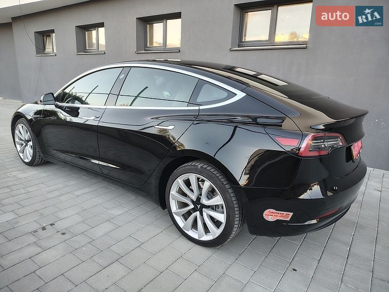 Седан Tesla Model 3 2019 в Ивано-Франковске фото 19 Седан Tesla Model 3 2019 в Ивано-Франковске