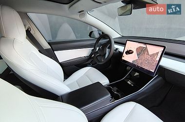 Седан Tesla Model 3 2019 в Ивано-Франковске фото 35 Седан Tesla Model 3 2019 в Ивано-Франковске