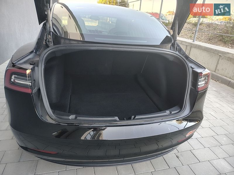 Седан Tesla Model 3 2019 в Ивано-Франковске фото 39 Седан Tesla Model 3 2019 в Ивано-Франковске