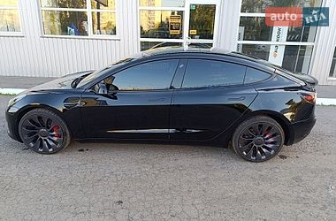 Седан Tesla Model 3 2023 в Харькове