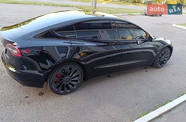 Седан Tesla Model 3 2023 в Харькове