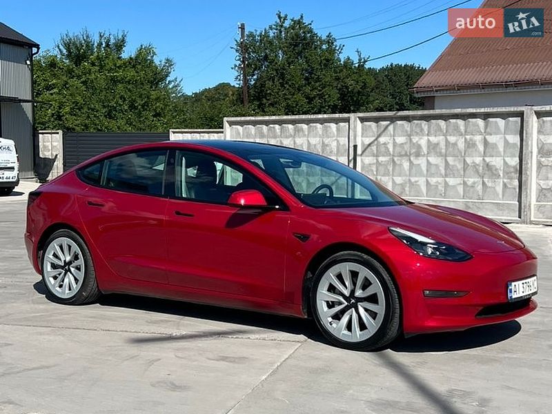 Седан Tesla Model 3 2021 в Белой Церкви