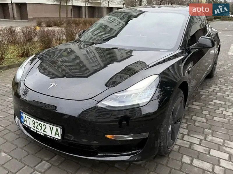 Tesla Model 3 2018