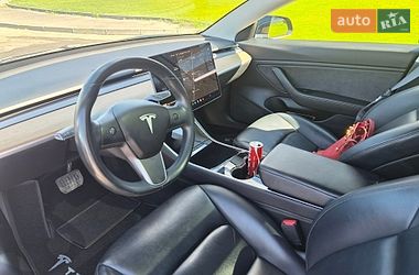 Седан Tesla Model 3 2019 в Дніпрі