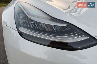 Седан Tesla Model 3 2020 в Киеве фото 8 Седан Tesla Model 3 2020 в Киеве