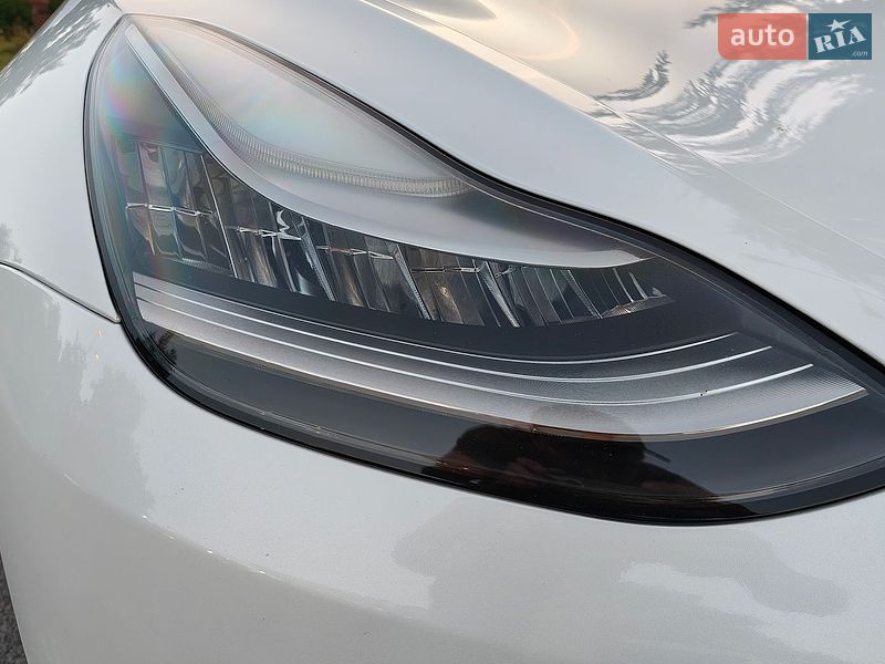Седан Tesla Model 3 2020 в Киеве фото 8 Седан Tesla Model 3 2020 в Киеве