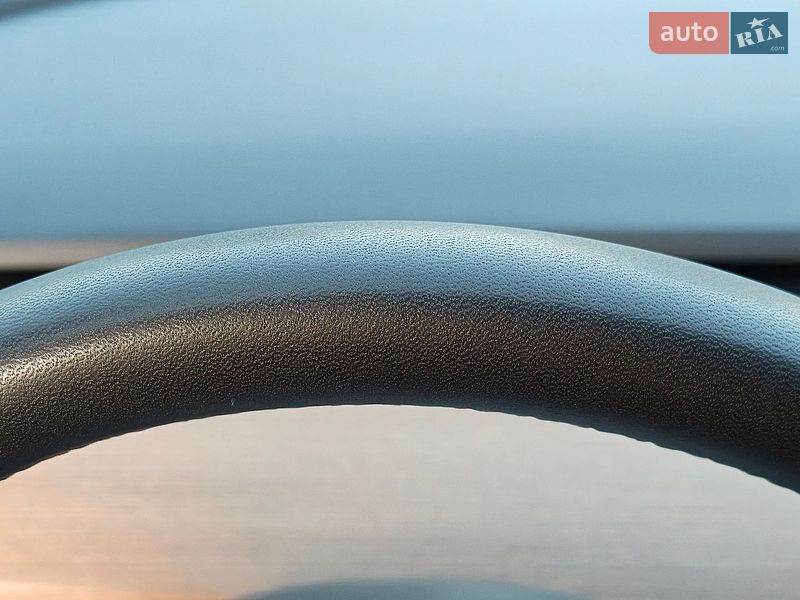 Седан Tesla Model 3 2020 в Житомире