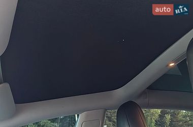 Седан Tesla Model 3 2020 в Житомире