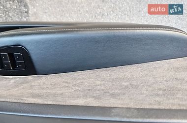 Седан Tesla Model 3 2020 в Житомире