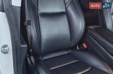Седан Tesla Model 3 2020 в Житомире