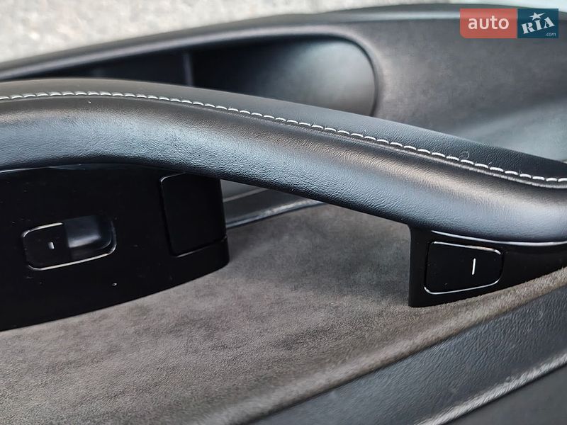 Седан Tesla Model 3 2020 в Киеве фото 35 Седан Tesla Model 3 2020 в Киеве