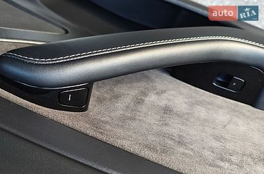Седан Tesla Model 3 2020 в Житомире