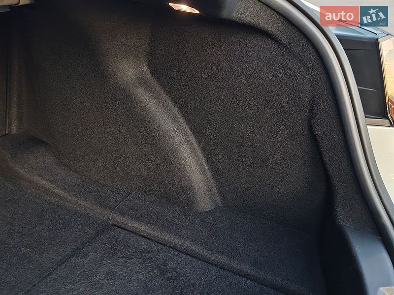 Седан Tesla Model 3 2020 в Киеве фото 47 Седан Tesla Model 3 2020 в Киеве