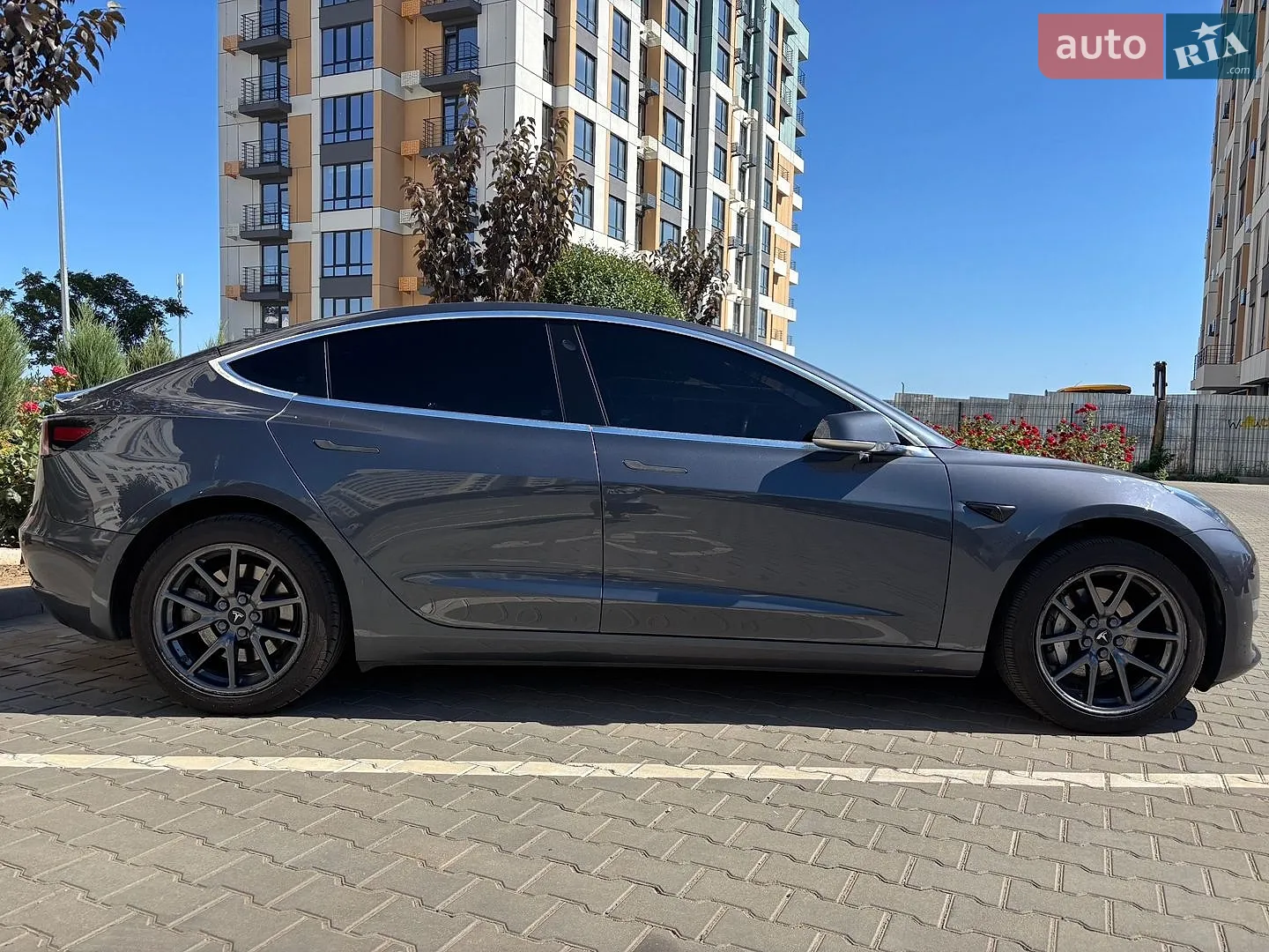 2018 Tesla Model 3 - мініатюра 8