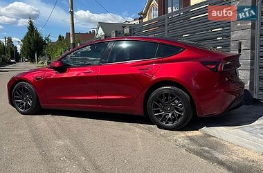 Седан Tesla Model 3 2024 в Петропавловской Борщаговке
