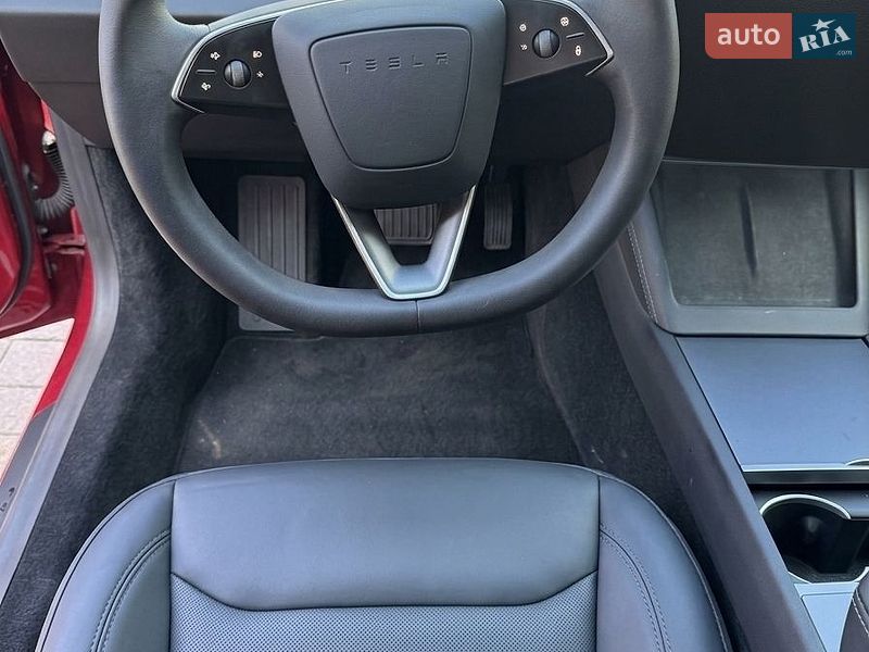 Седан Tesla Model 3 2024 в Петропавловской Борщаговке