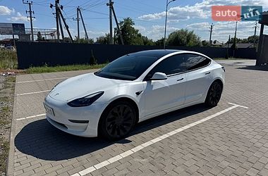 Седан Tesla Model 3 2023 в Киеве