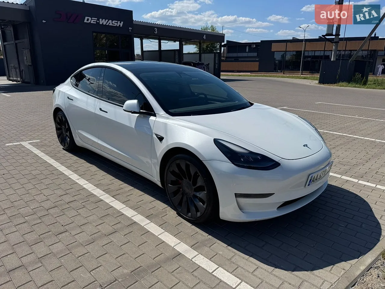 2022 Tesla Model 3 - мініатюра 18