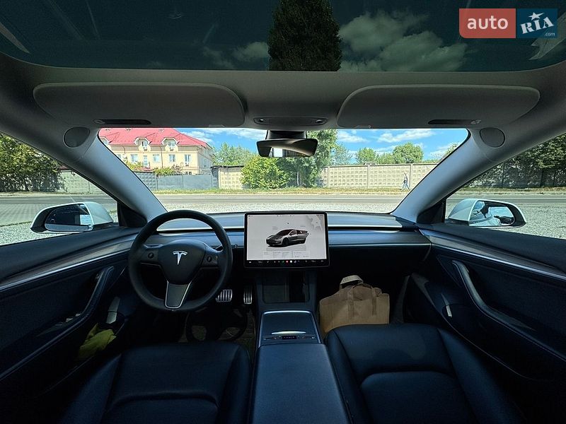 Седан Tesla Model 3 2023 в Киеве фото 12 Седан Tesla Model 3 2023 в Киеве