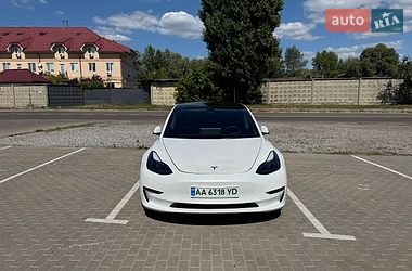 Седан Tesla Model 3 2023 в Киеве