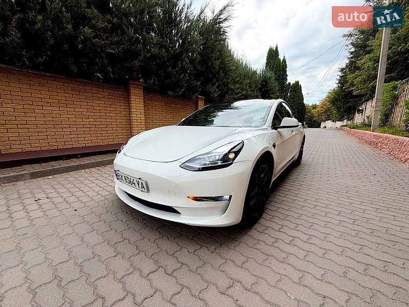 Седан Tesla Model 3 2021 в Хмельницком