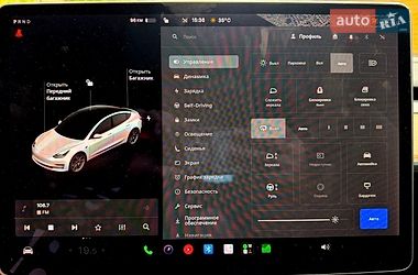 Седан Tesla Model 3 2021 в Хмельницком