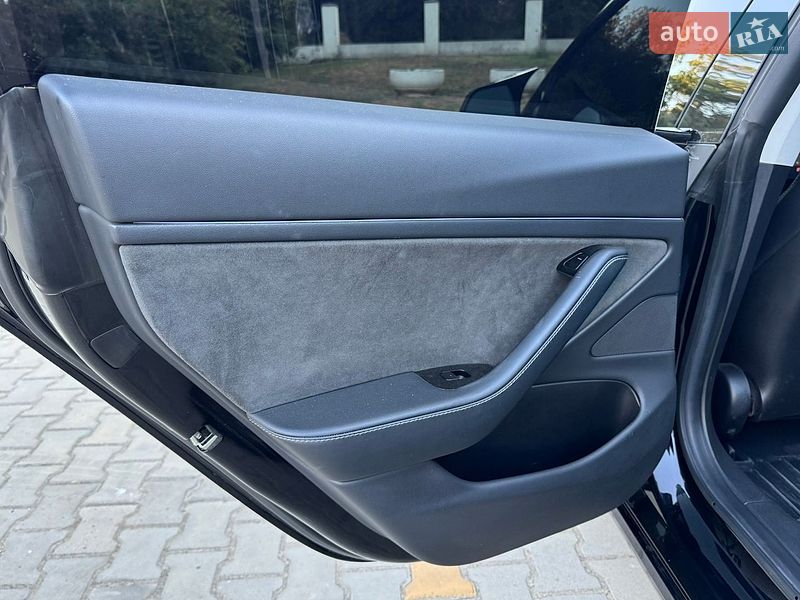 Седан Tesla Model 3 2019 в Белгороде-Днестровском