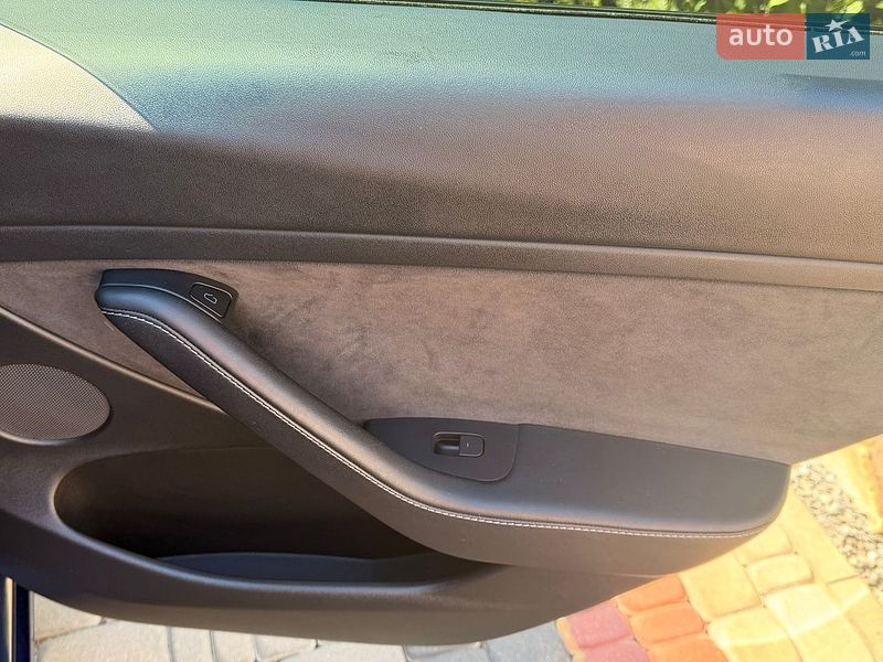 Седан Tesla Model 3 2022 в Рівному фото 23 Седан Tesla Model 3 2022 в Рівному