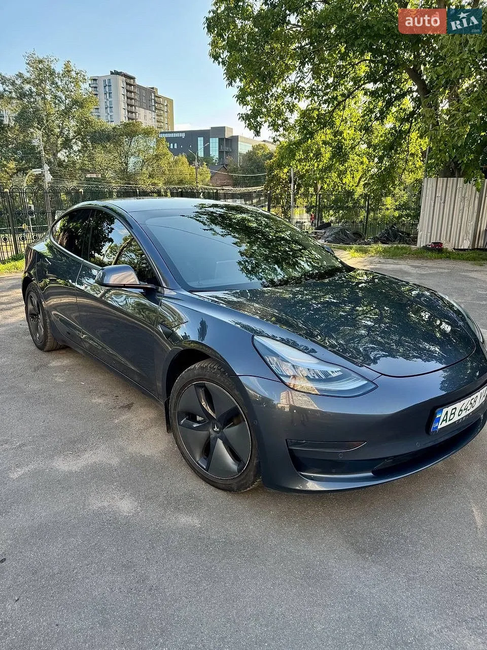 Tesla Model 3 2022 VIN 5YJ3E1EA9NF157668 фото оголошення 2 з 20