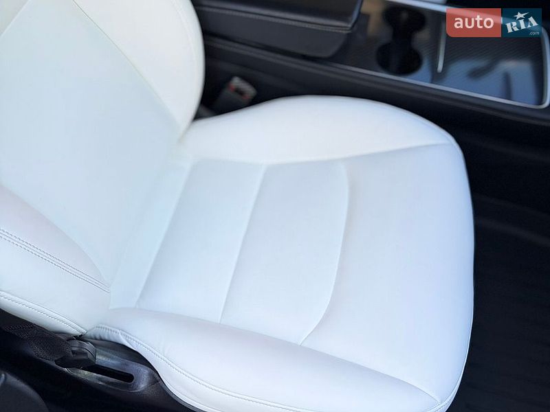 Седан Tesla Model 3 2021 в Одесі фото 19 Седан Tesla Model 3 2021 в Одесі