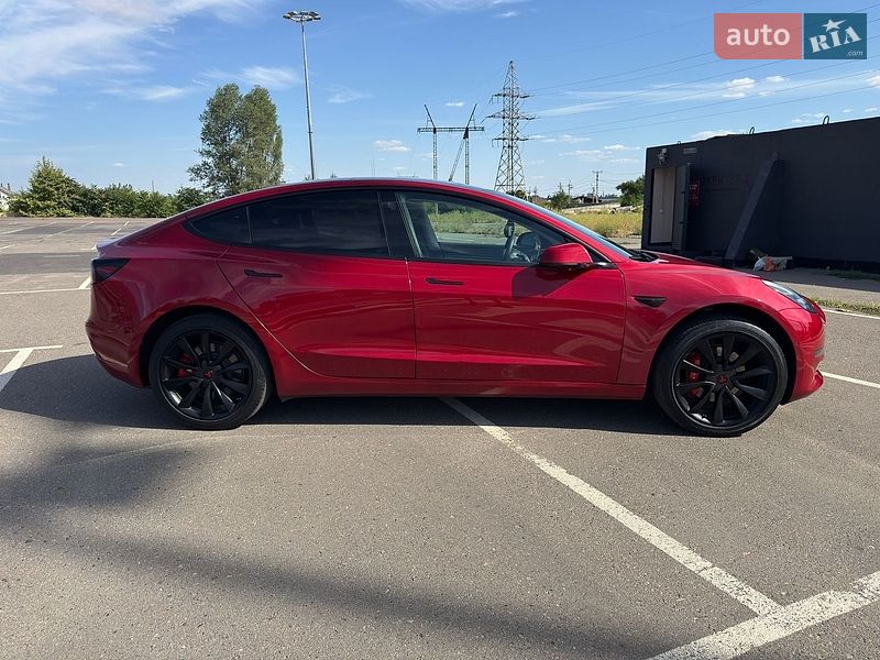 Седан Tesla Model 3 2018 в Миколаєві