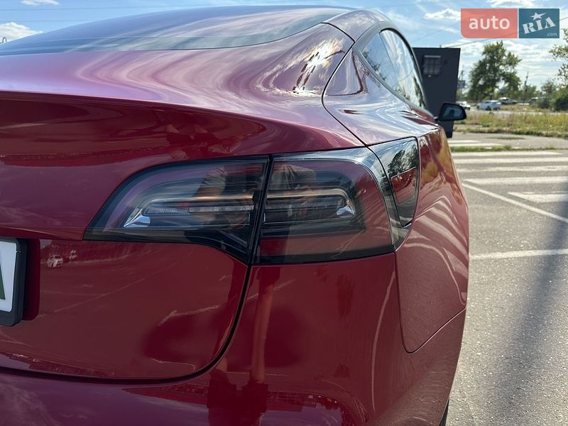 Седан Tesla Model 3 2018 в Миколаєві