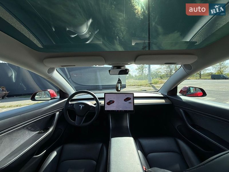 Седан Tesla Model 3 2018 в Миколаєві