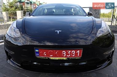Седан Tesla Model 3 2018 в Дрогобыче