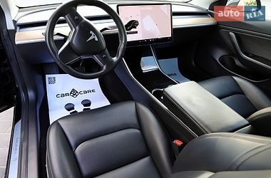 Седан Tesla Model 3 2018 в Дрогобыче