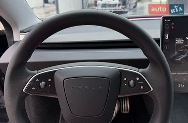 Седан Tesla Model 3 2024 в Києві