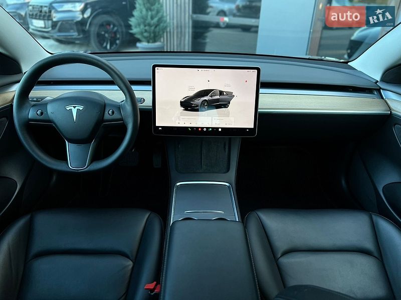 Седан Tesla Model 3 2022 в Одесі