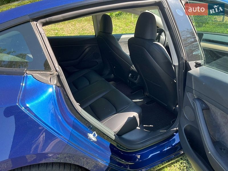 Седан Tesla Model 3 2023 в Краснокутську фото 13 Седан Tesla Model 3 2023 в Краснокутську