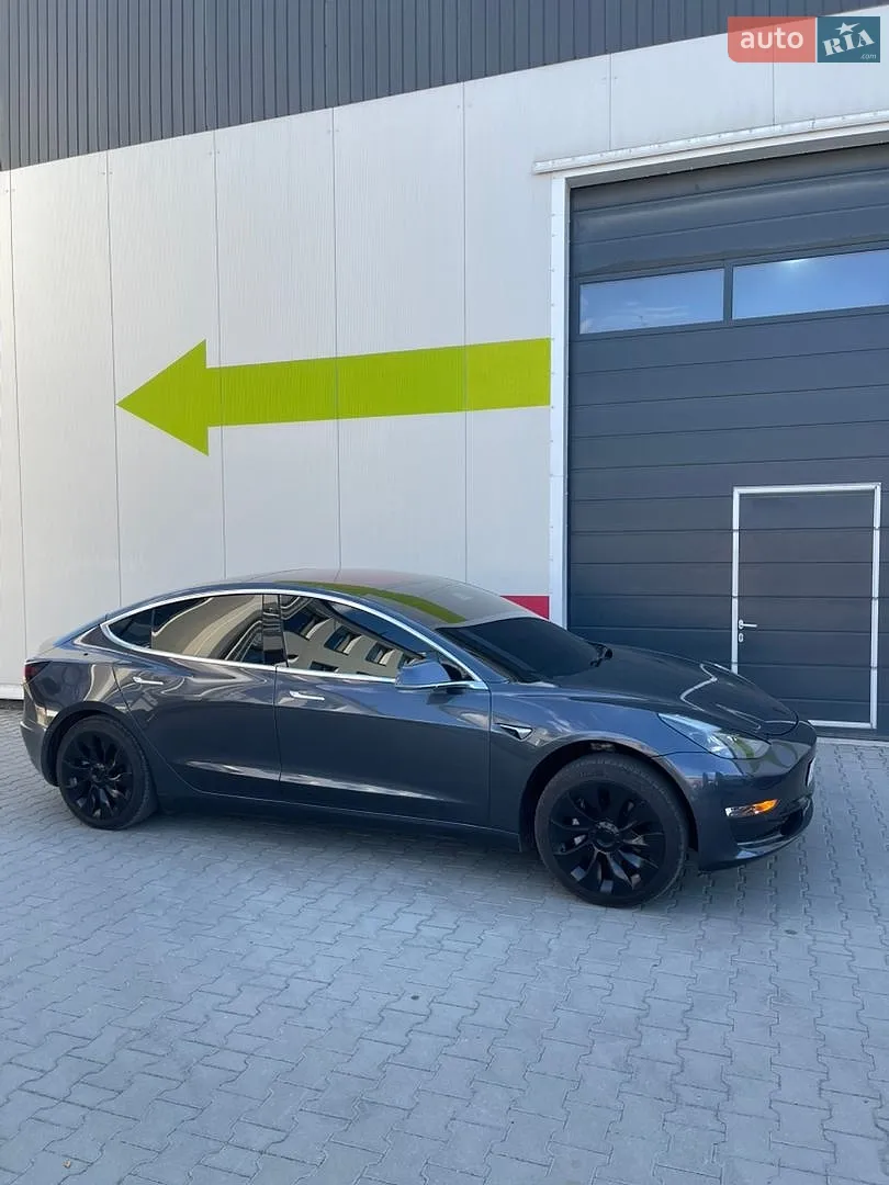 2018 Tesla Model 3 - мініатюра 9