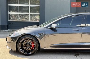 Седан Tesla Model 3 2024 в Киеве фото 5 Седан Tesla Model 3 2024 в Киеве